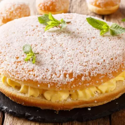 La Tarte Tropézienne : l'icône sucrée et glamour de la Côte d'Azur